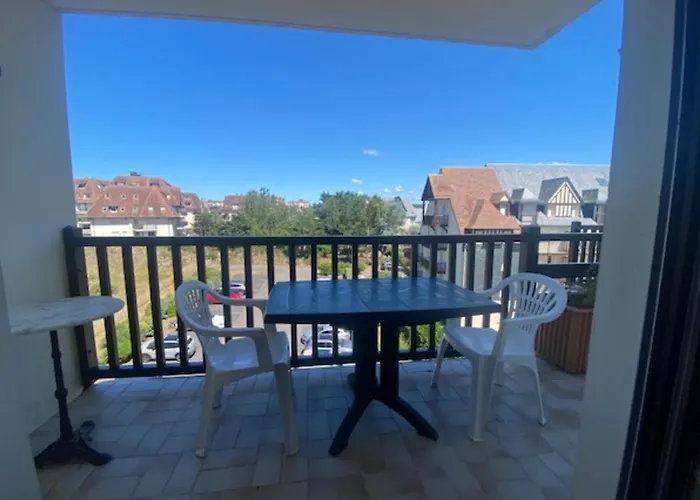 23M Peaceful With Balcony With Sea View !